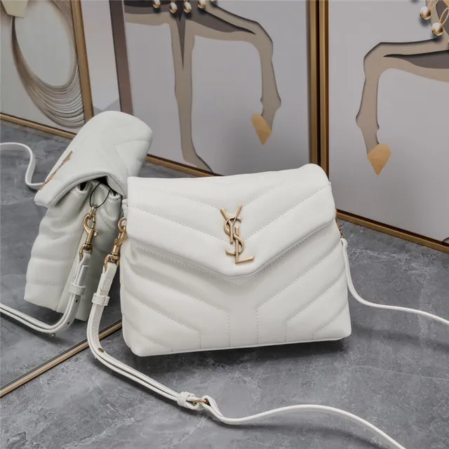 Saint Laurent Loulou bolsa underarm bege quiltada 10