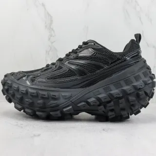 Salomon Black Chunky Trail Sole Running Shoes