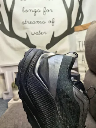 Salomon XT-6 Black Gray Chunky Trail Silhouette Mesh And Synthetic Overlay Upper Running Shoes 3