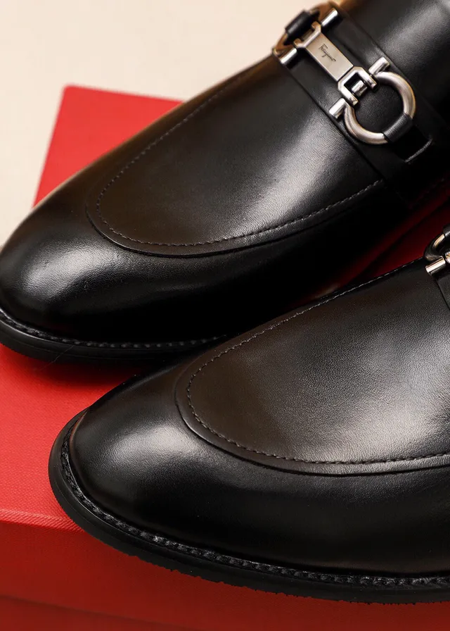Salvatore Ferragamo Gancini Black Leather Horsebit Loafers 8