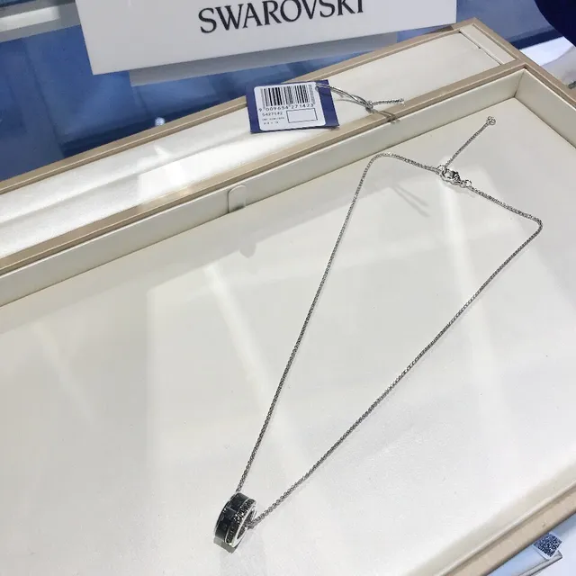 Swarovski Collier pendentif de cristal cylindrique 3