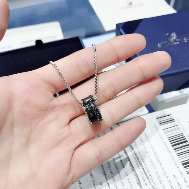 Swarovski Collier pendentif de cristal cylindrique 4