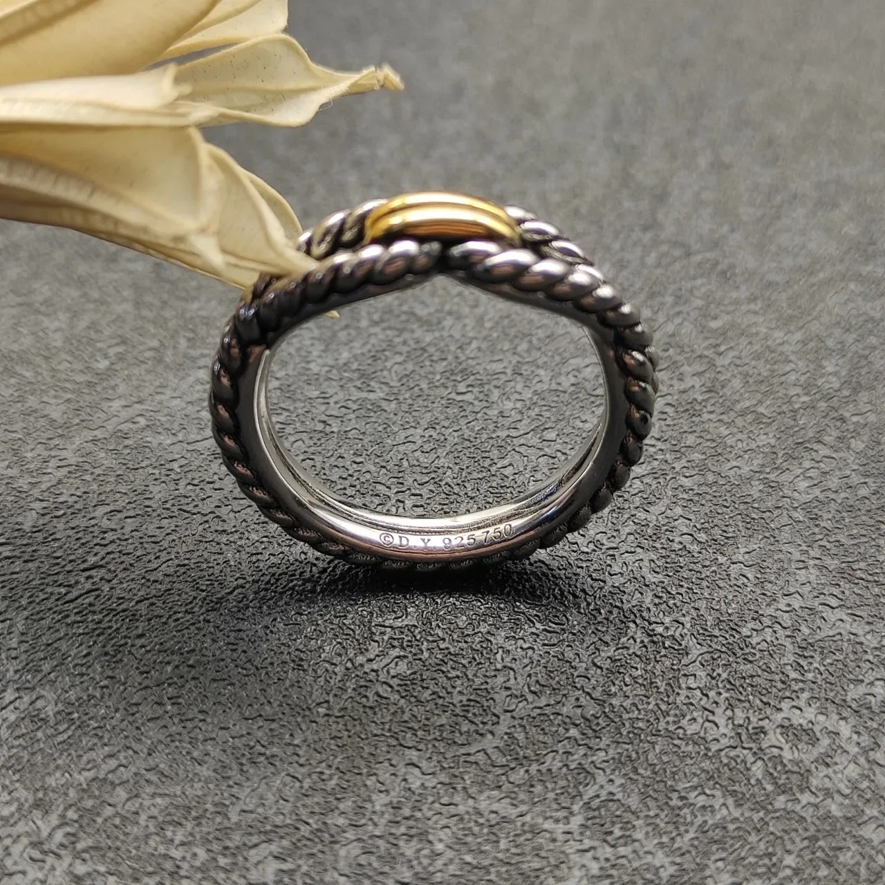 Tiffany & Co. Bague bicolore argent et or bande torsadée 6