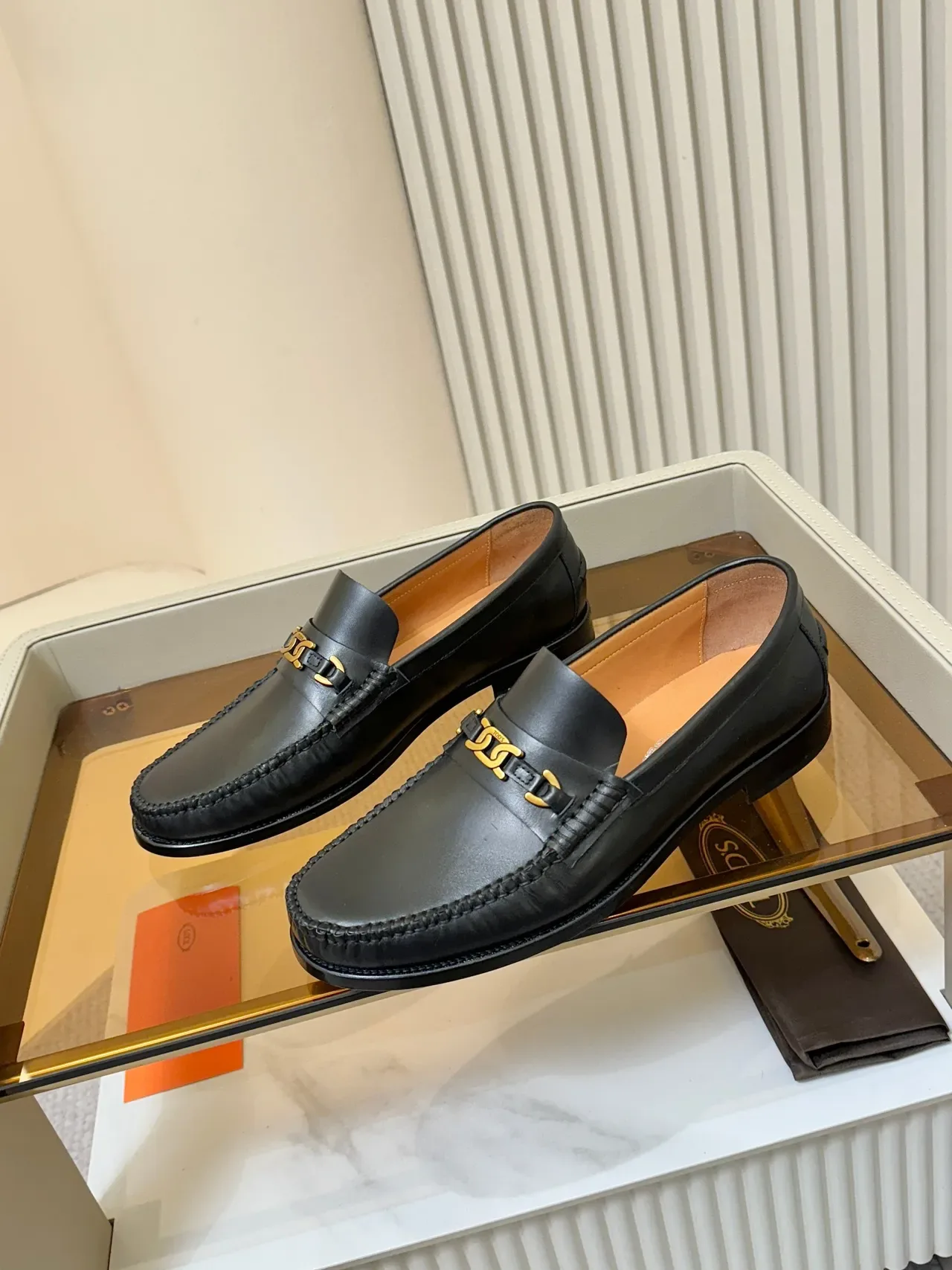 Tod's Horsebit Loafer Noir Or Cuir Moc-Toe Couture 4