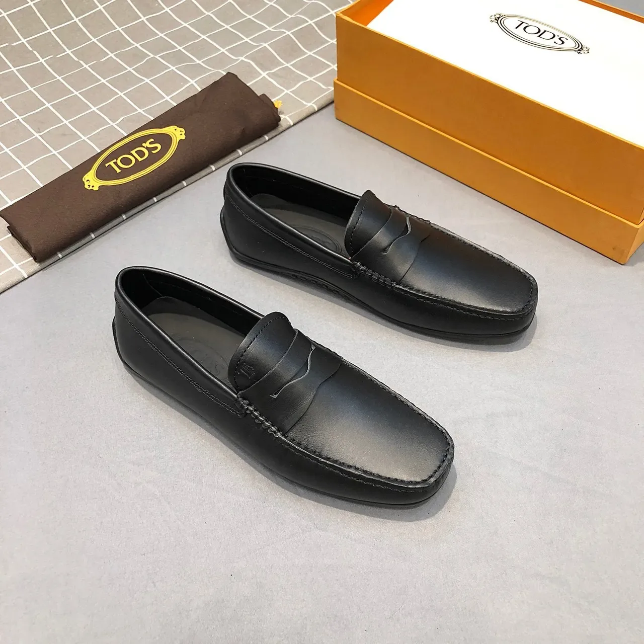 Mocassim Tod's Penny Strap Couro Preto 4
