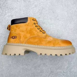 UGG Beige Black Suede Upper Chunky Lug Sole Work Boots