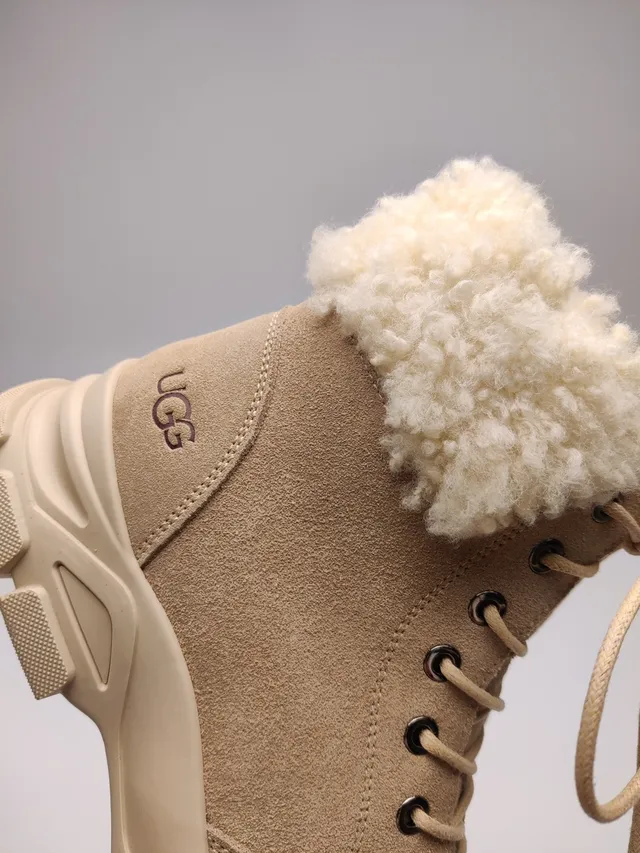 UGG Beige White Lace-Up Shearling-Lined Snow Boots 6