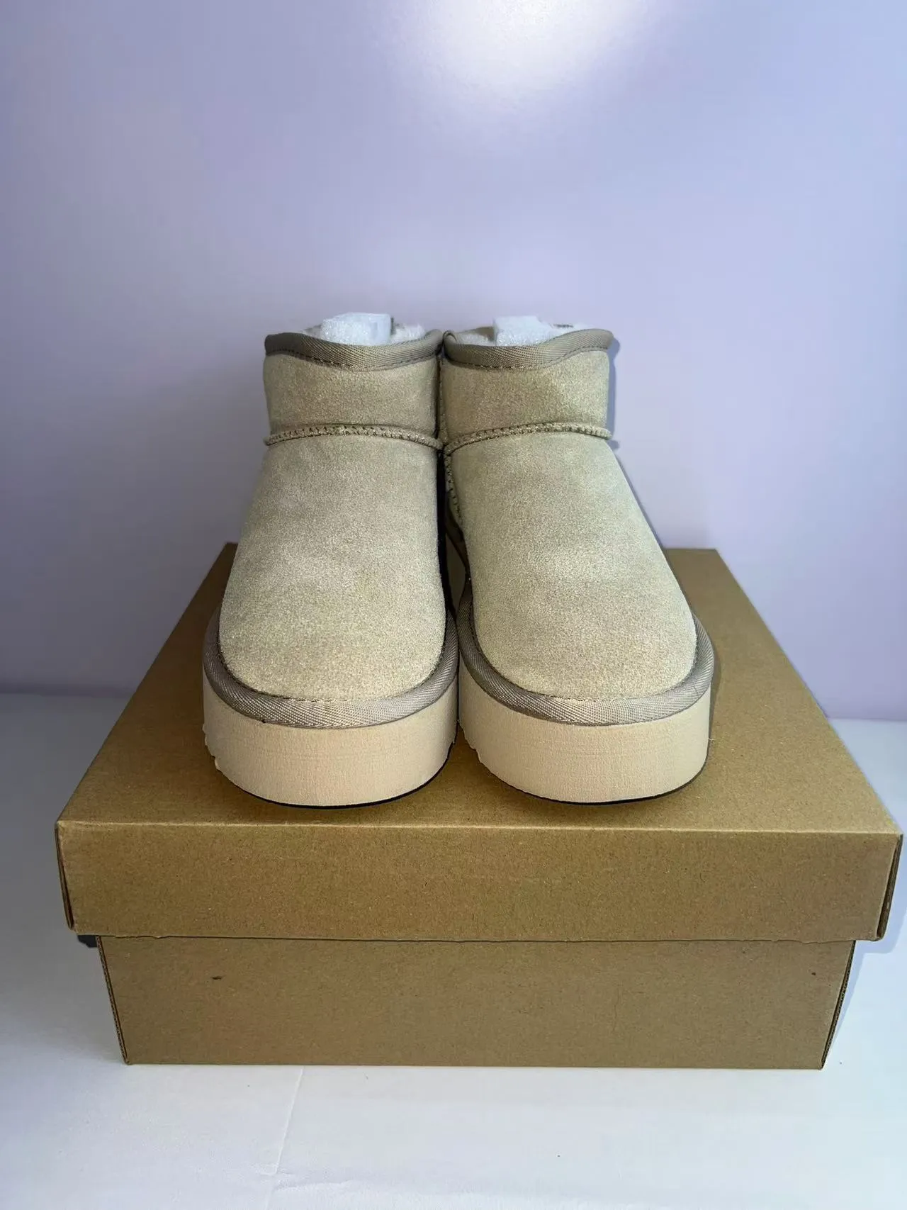 UGG بيج أبيض سويد علوية مبطنة بشيرلينج أحذية ثلج 3