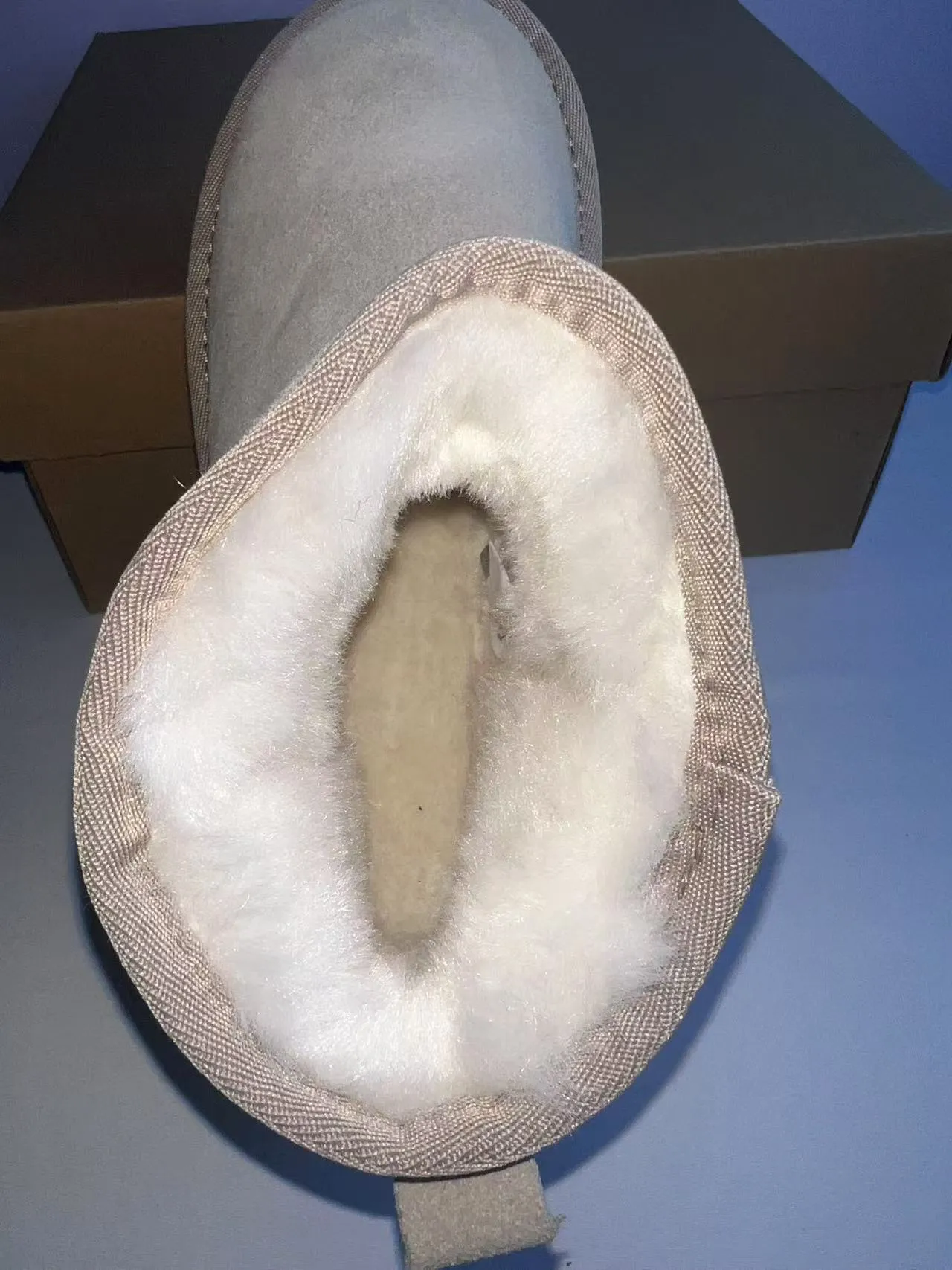 UGG بيج أبيض سويد علوية مبطنة بشيرلينج أحذية ثلج 5