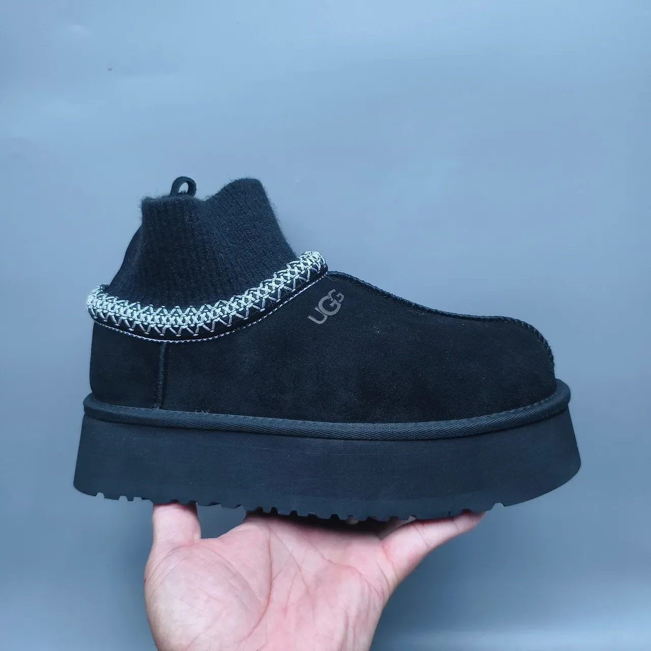 UGG Black Gray Platform Sole Knitted Cuff Snow Boots 2