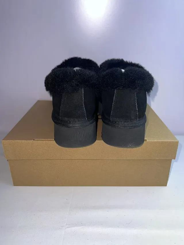 UGG Black Shearling-Lined Suede Upper Casual Shoes 5