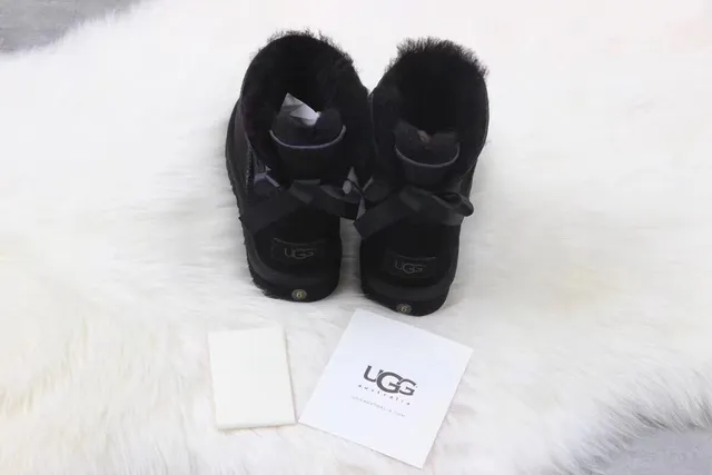 UGG Classic Mini Bow Black Snow Boots 3