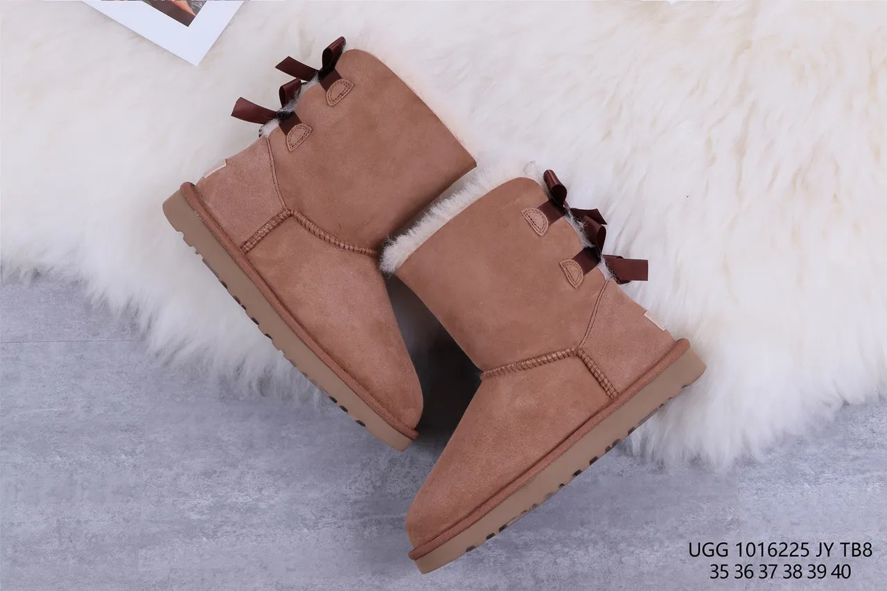 UGG Classic Mini Bow Chestnut Snow Boots 7
