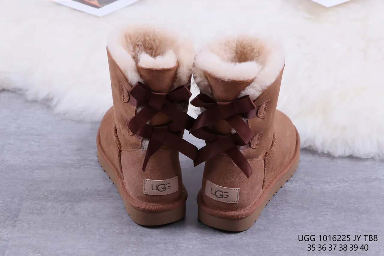 UGG Classic Mini Bow Chestnut Snow Boots 9