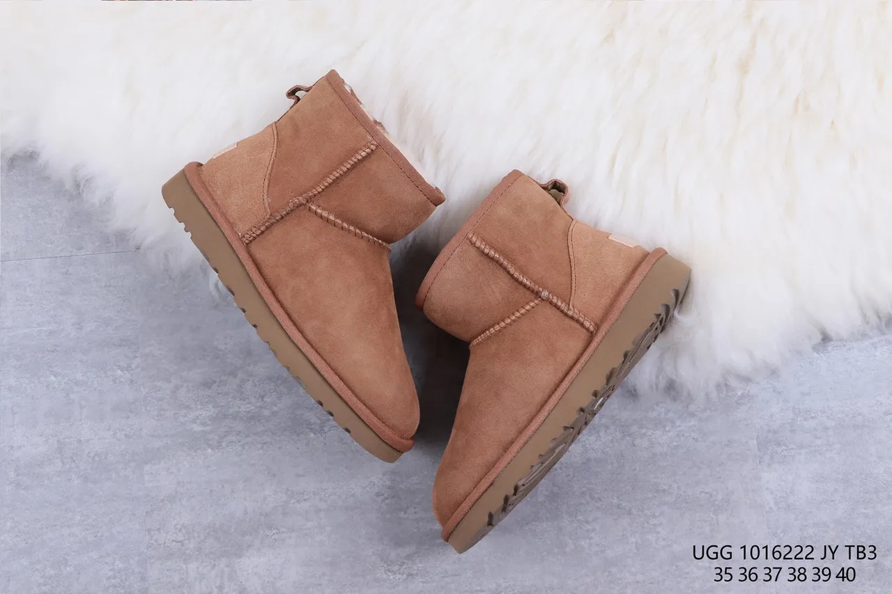 UGG Classic Mini Chestnut Suede Shearling-Lined Snow Boots 6