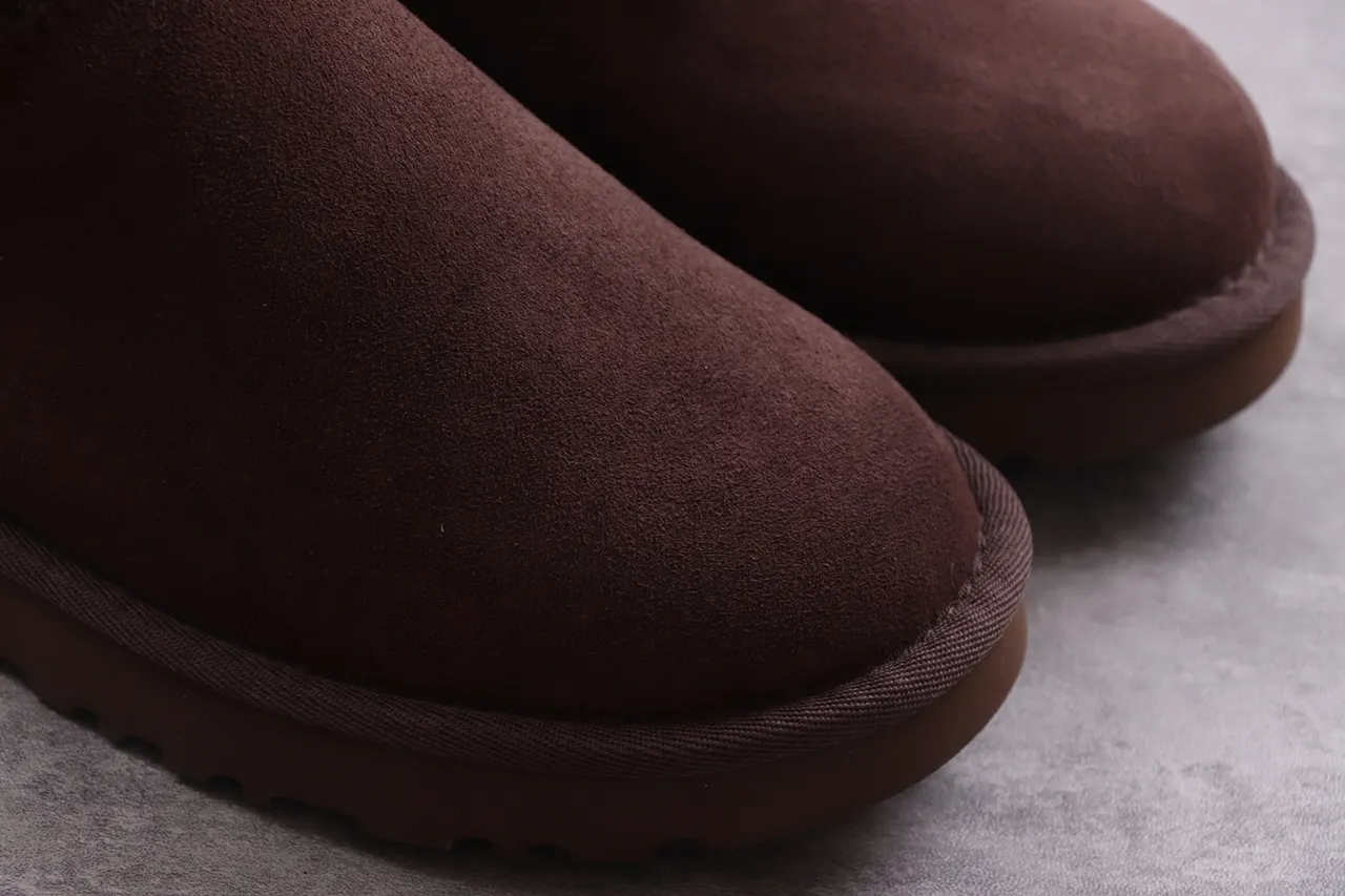 UGG Classic Short Chocolate Brown Suede Snow Boots 5
