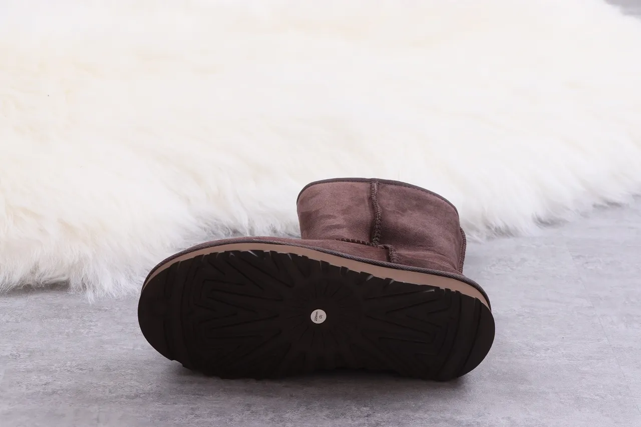 UGG Classic Short Chocolate Brown Suede Snow Boots 6