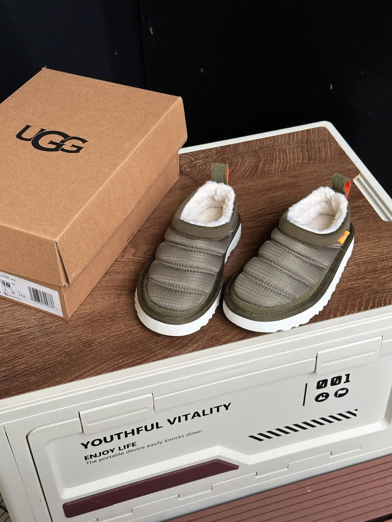 UGG Tasman Vert Armée Blanc matelassé puffer haut fourré col mouton chaussures casuales 8
