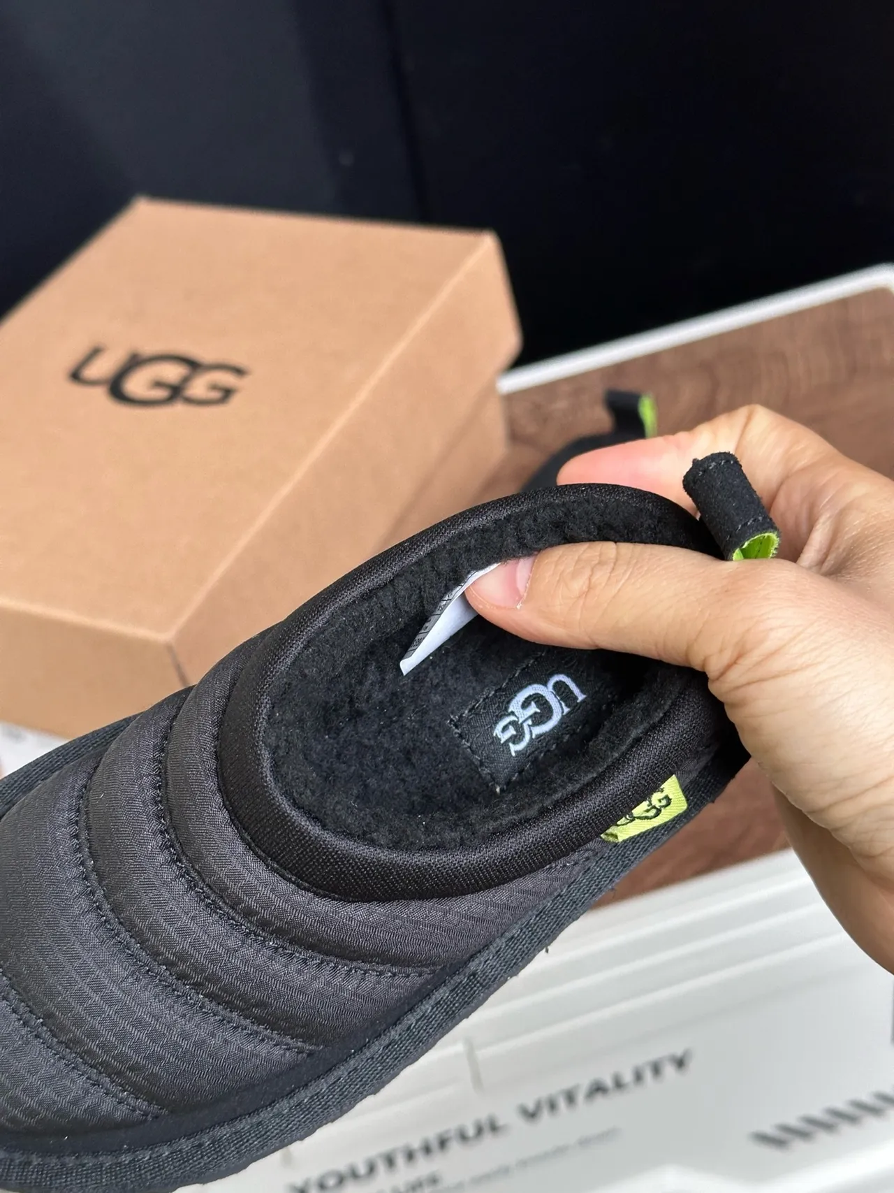 UGG Tasman Vert Armée Blanc matelassé puffer haut fourré col mouton chaussures casuales 16