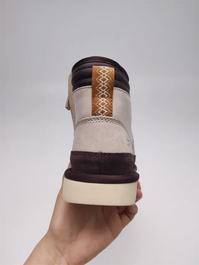 UGG Tasman أحذية ثلجية بيج بني مربوطة بعقدة عالية الارتفاع 8