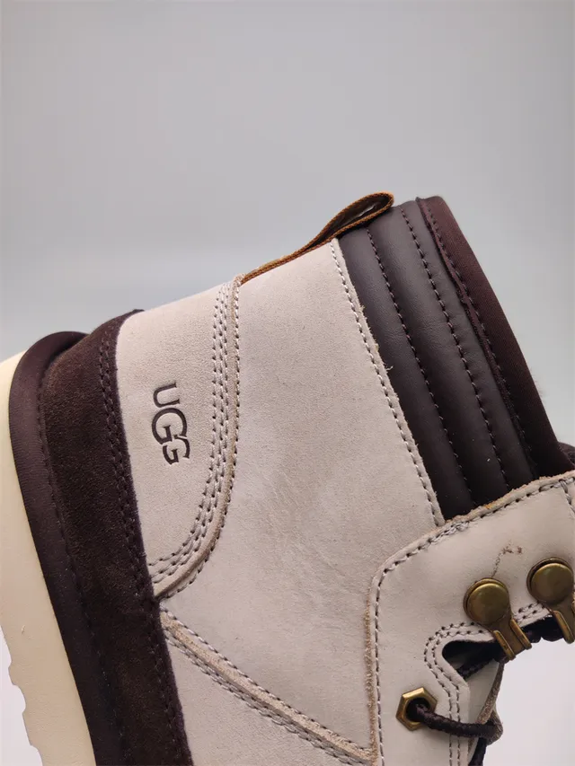 UGG Tasman أحذية ثلجية بيج بني مربوطة بعقدة عالية الارتفاع 9