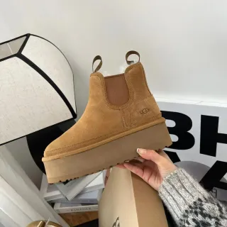 UGG Tasman Brown White Suede Upper Platform Sole Chelsea Boots