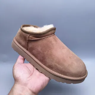 UGG Tasman Chestnut Brown Shearling-Lined Snow Boot