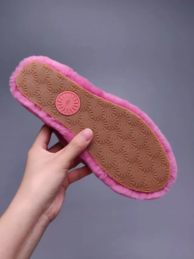 UGG Tasman গোলাপি প্লাশ ফর ফর স্লিপার্স 5