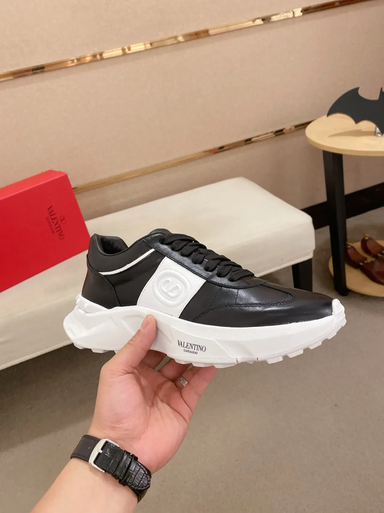 Valentino Preto Branco Couro Superior Sola Gruesa Esculpida Tênis Lifestyle 4