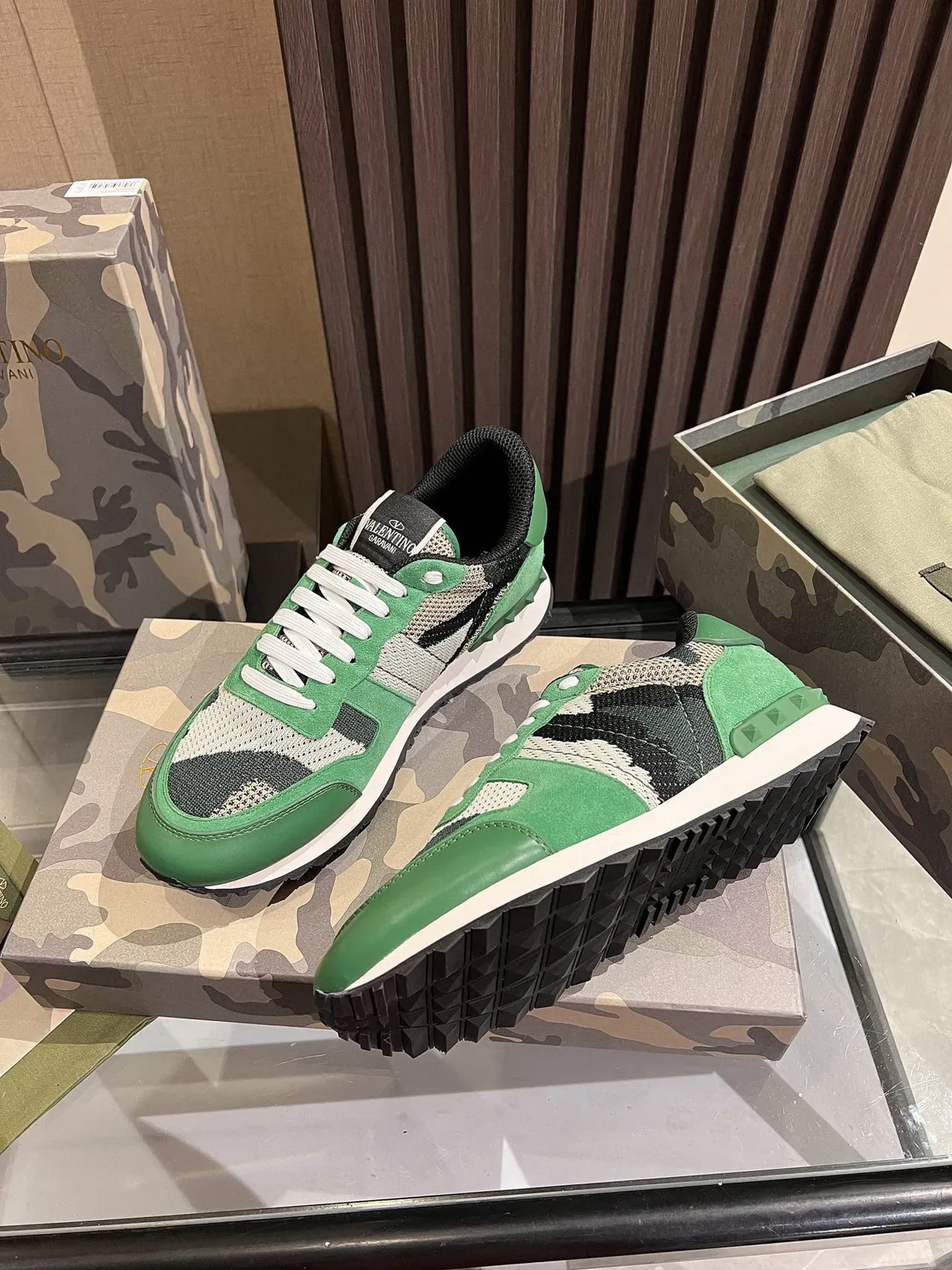 Valentino Camouflage Panel Green Lifestyle Sneakers 7
