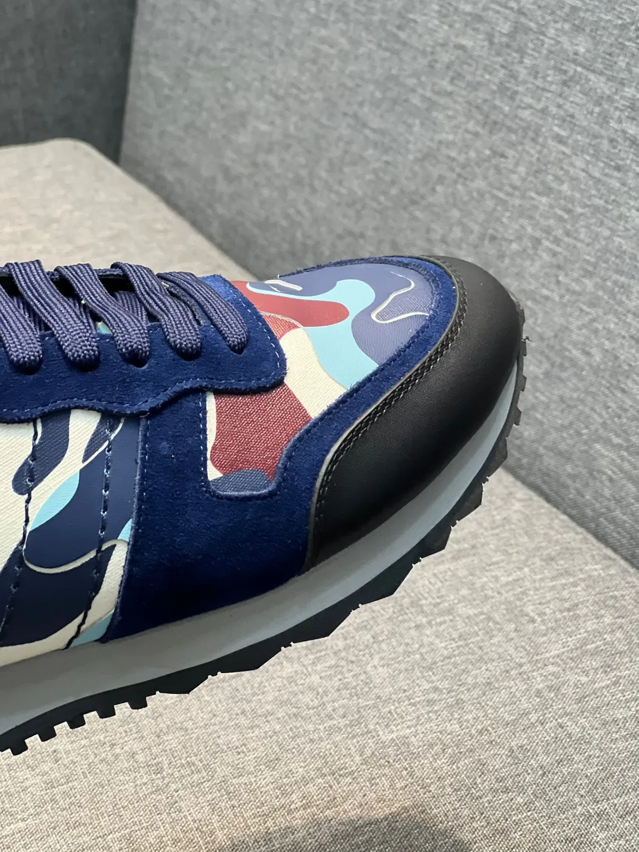 Valentino Rockstud Camouflage Bleu Marine Sneakers Lifestyle 3
