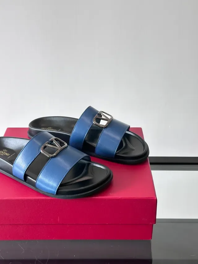 Valentino Rockstud Slide Sandales Plates en Cuir à Double Bride Casual 4