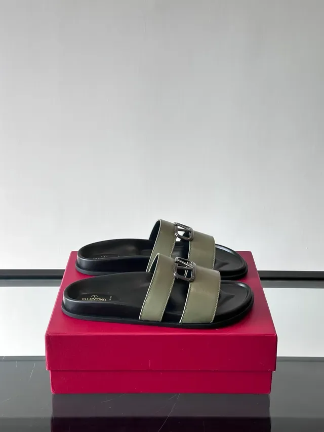 Valentino Rockstud Slide Sandales Plates en Cuir à Double Bride Casual 13
