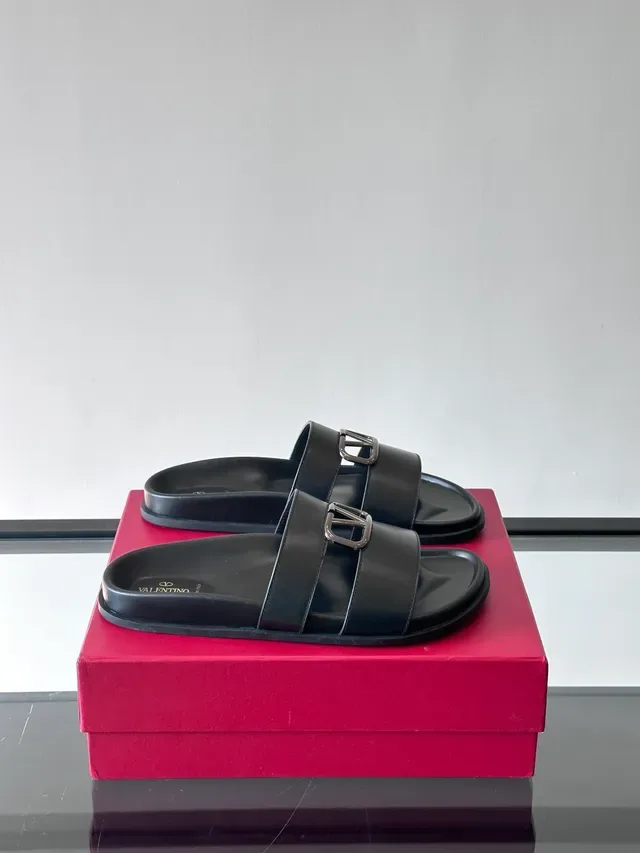 Valentino Rockstud Slide Sandales Plates en Cuir à Double Bride Casual 16