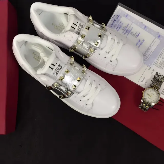 Valentino Rockstud Untitled Branco Dourado Couro Prata Metálico Alçaprete Tênis Lifestyle 2