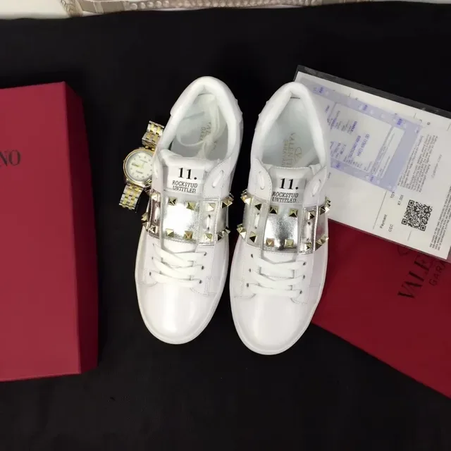 Valentino Rockstud Untitled Branco Dourado Couro Prata Metálico Alçaprete Tênis Lifestyle 3