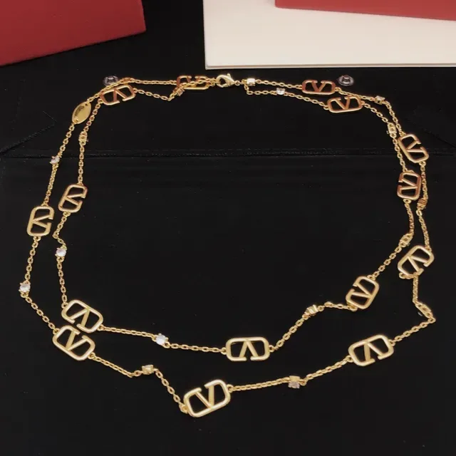 Collier Valentino VLogo Chaîne Or Argent Maillons Répétitifs 7