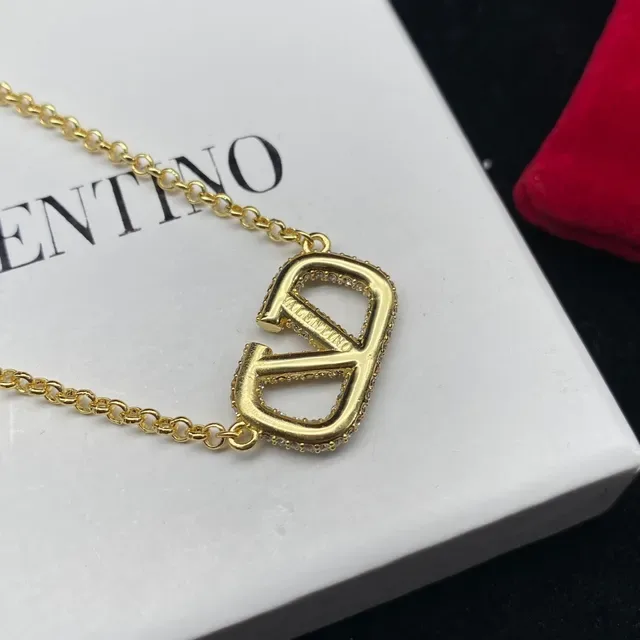 Collier Chaîne Valentino VLogo Pavé Cristal Doré 6