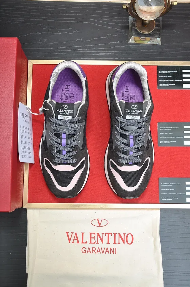 Valentino VLogo Runner tênis lifestyle preto prata roxo 2