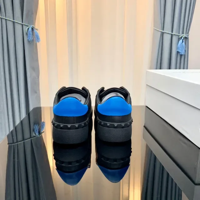 Valentino VLTN سنيكرز أسود وأزرق لايف ستايل 4