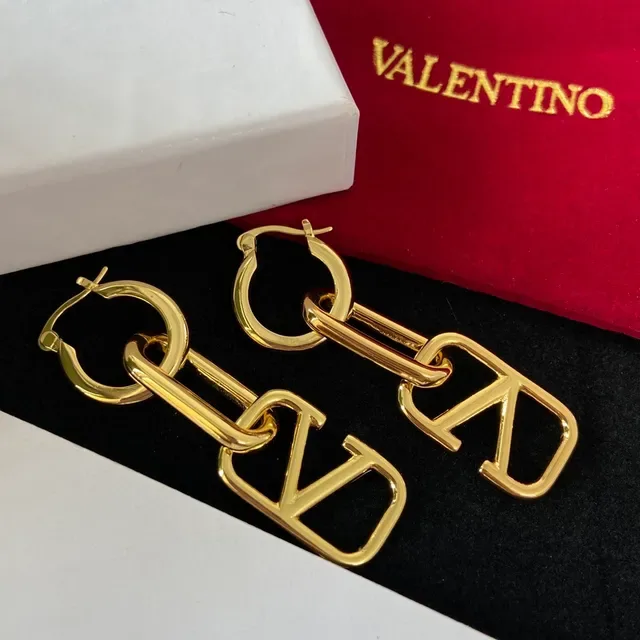 Valentino VLTN Boucles d'Oreilles Chaîne de Maillons Dorée Logo 4