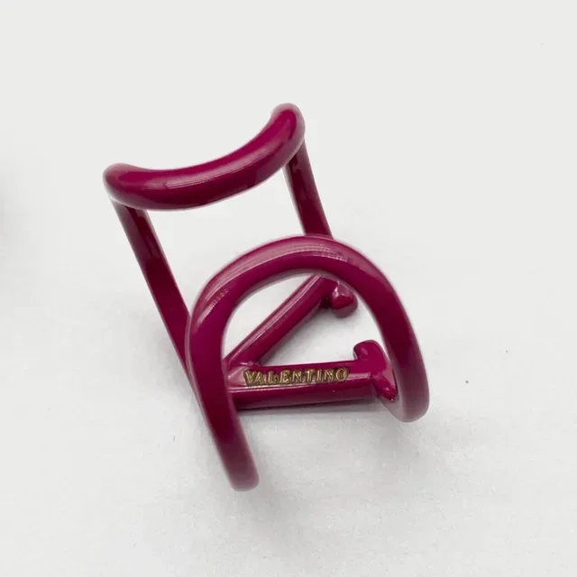 Valentino VLTN Interlocking Double-V Magenta Enamel Ring 2