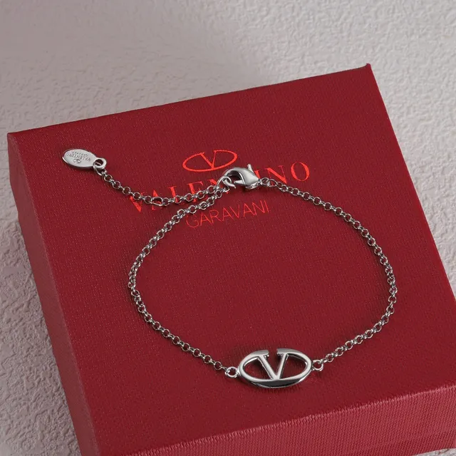 Valentino VLTN Oval Logo Chain Bracelet 6