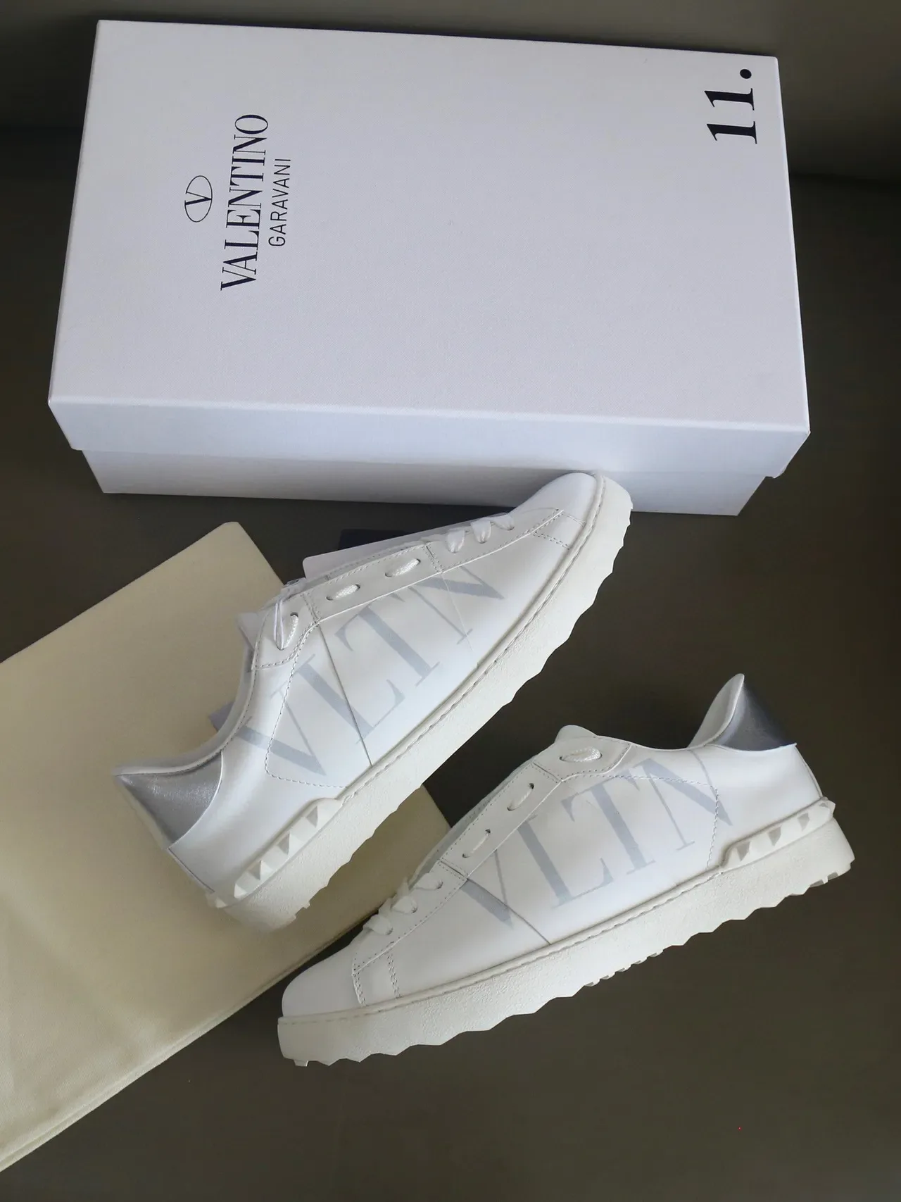 Valentino VLTN Blanc Argent Logo Lifestyle Sneakers 5