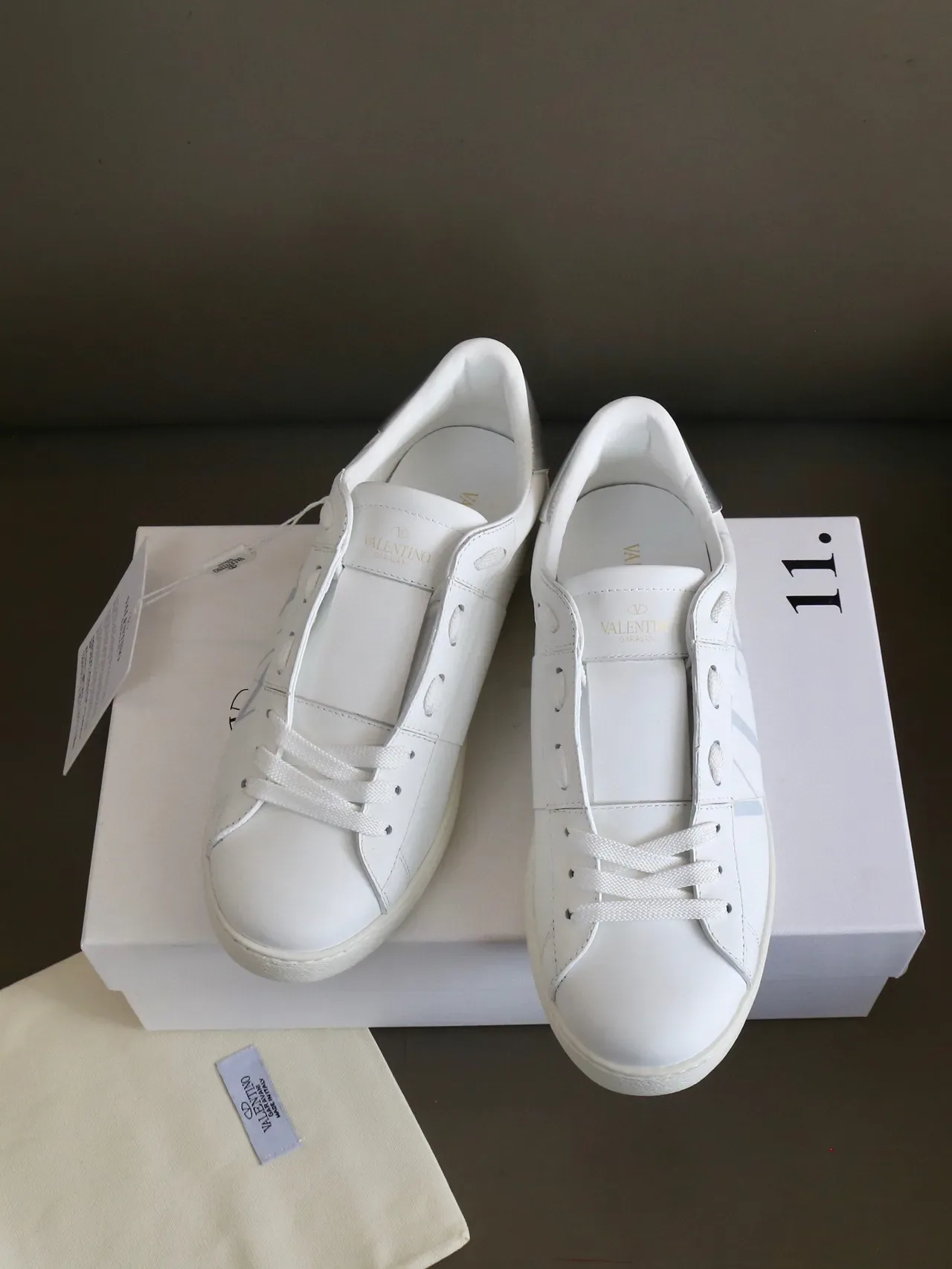 Valentino VLTN Blanc Argent Logo Lifestyle Sneakers 7