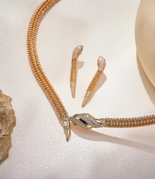 Van Cleef & Arpels Serpent Bohème Collar de Oro con Abalorios Múltiples 4