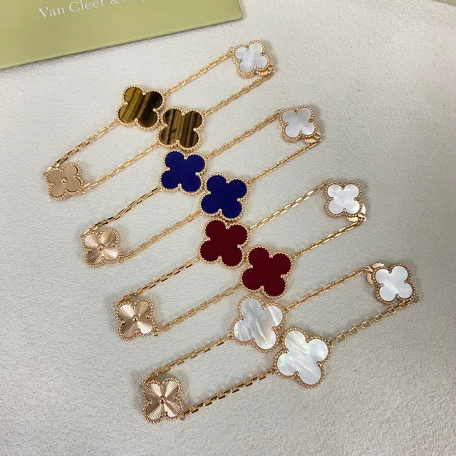 Van Cleef & Arpels Alhambra Trèfle à quatre feuilles Motif Colliers de chaîne 4
