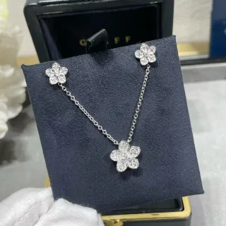 Van Cleef & Arpels Alhambra فضي بحري زهرة خماسية Pavé-Set Diamonds قلادة