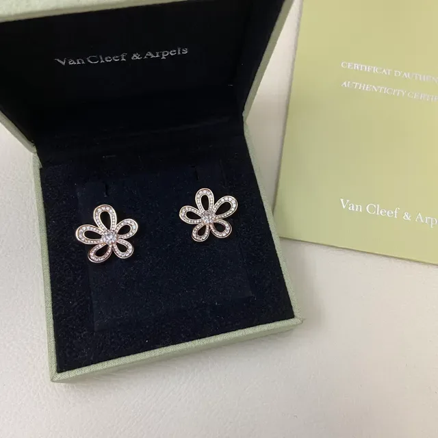 Van Cleef & Arpels Flower Motif Pavé Stud Earrings 3