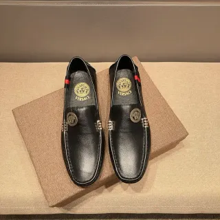 Versace Chain Reaction 黑色皮革 Medusa 乐福鞋
